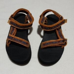 TEVA W7 Black and Orange Strappy Sandals